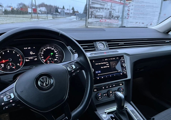 Volkswagen Passat cena 67900 przebieg: 67000, rok produkcji 2019 z Siedlce małe 67